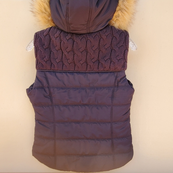 Aeropostale Womens Knit Puffer Jacket Vest Size Small Navy Blue Hooded Faux Fur - Picture 4 of 9